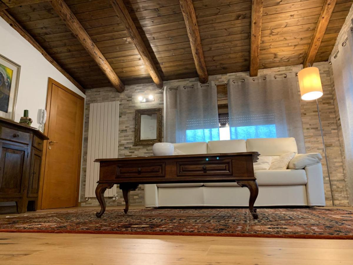 Aparthotel Mansarda La Soffitta Domegge di Cadore Exterior foto