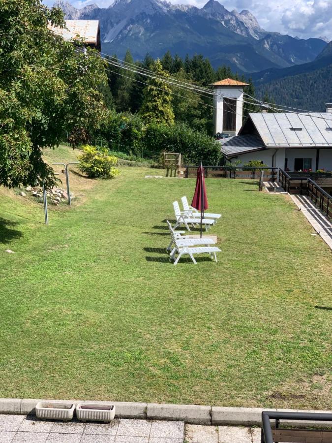 Aparthotel Mansarda La Soffitta Domegge di Cadore Exterior foto
