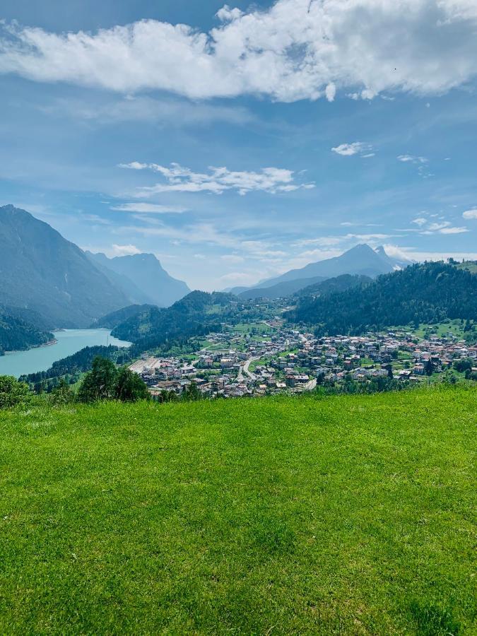 Aparthotel Mansarda La Soffitta Domegge di Cadore Exterior foto