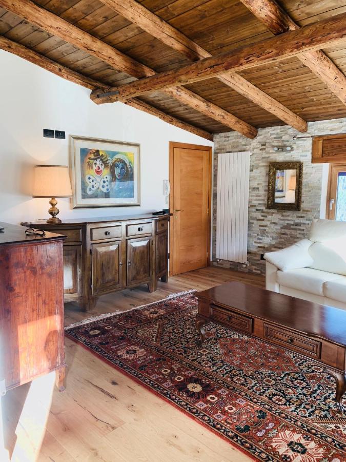 Aparthotel Mansarda La Soffitta Domegge di Cadore Exterior foto